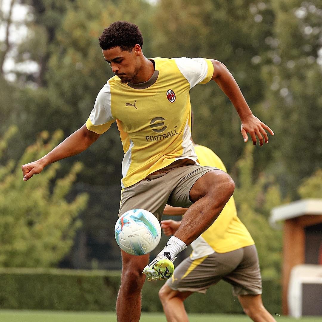 九游-AC米兰迎中超关键赛；赛前状态回暖；更衣室稳定；纪律约束更严格的简单介绍